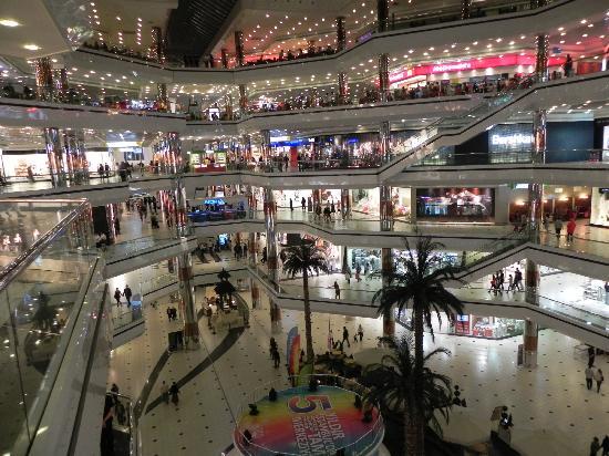 Centro Comercial y de Entretenimiento Istanbul Cevahir, Estambul, Turquía