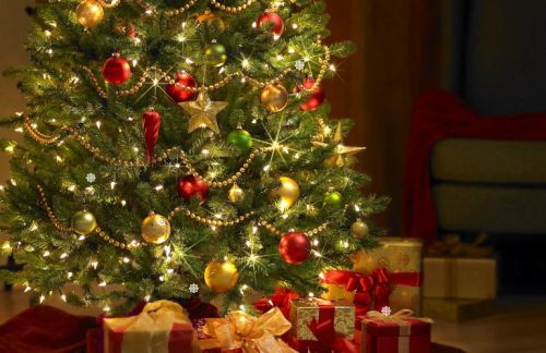 Decoraciones imprescindibles en tu árbol de Navidad