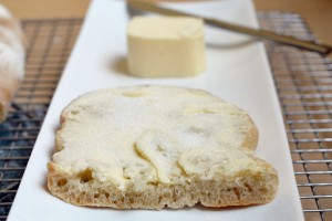 Pan con mantequilla y colacao