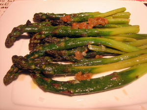 Espárragos caramelizados